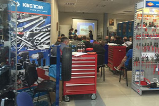 KING TONY在立陶宛的教育訓練