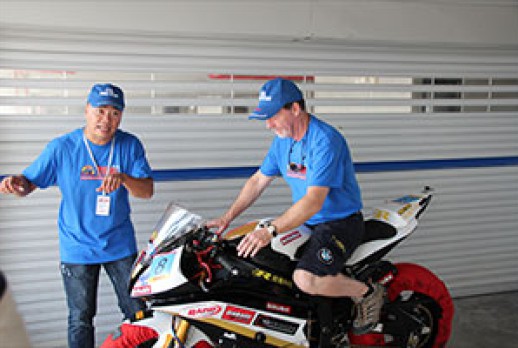 La clase 2015 de California Superbike School