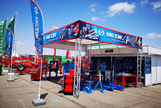 KING TONY booth - 03