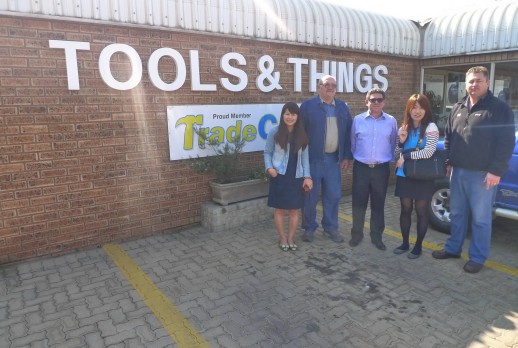 KING TONY与客户 - 04