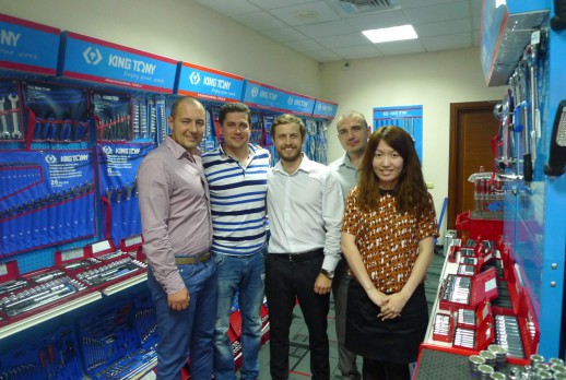 KING TONY与客户们 - 02