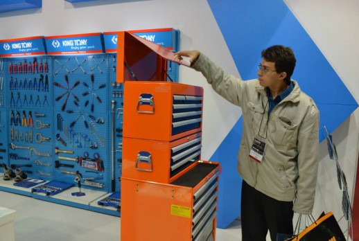 El stand de KING TONY - 16