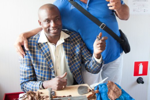 休闲活动-现场制作古巴雪茄 - 02