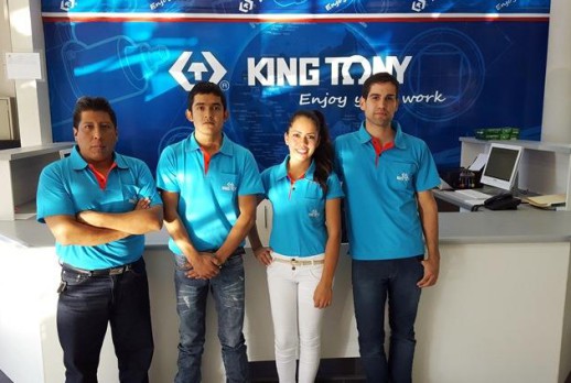 KING TONY员工
