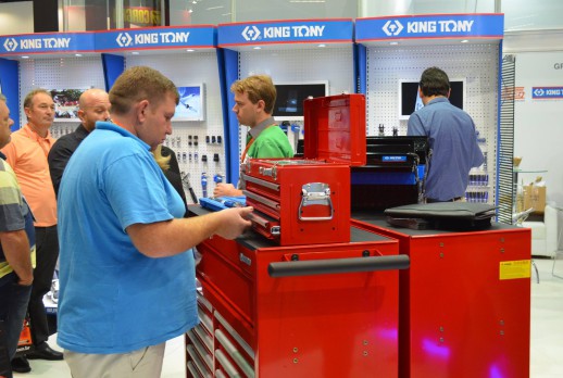 El estatus del stand de KING TONY - 02