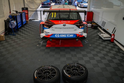 比赛车与Pit区 - 01