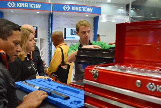 El estatus del stand de KING TONY - 07