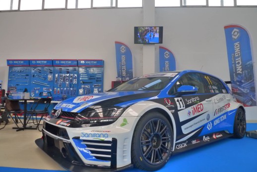 KING TONY booth & Racing car - 03