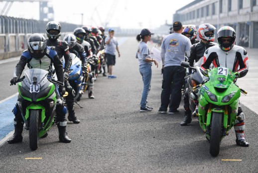 Esperar a admisión - 04