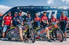 波兰 Pawlicki 赛车队与KING TONY